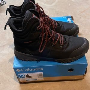 Columbia Fairbanks Omni-heat Boots